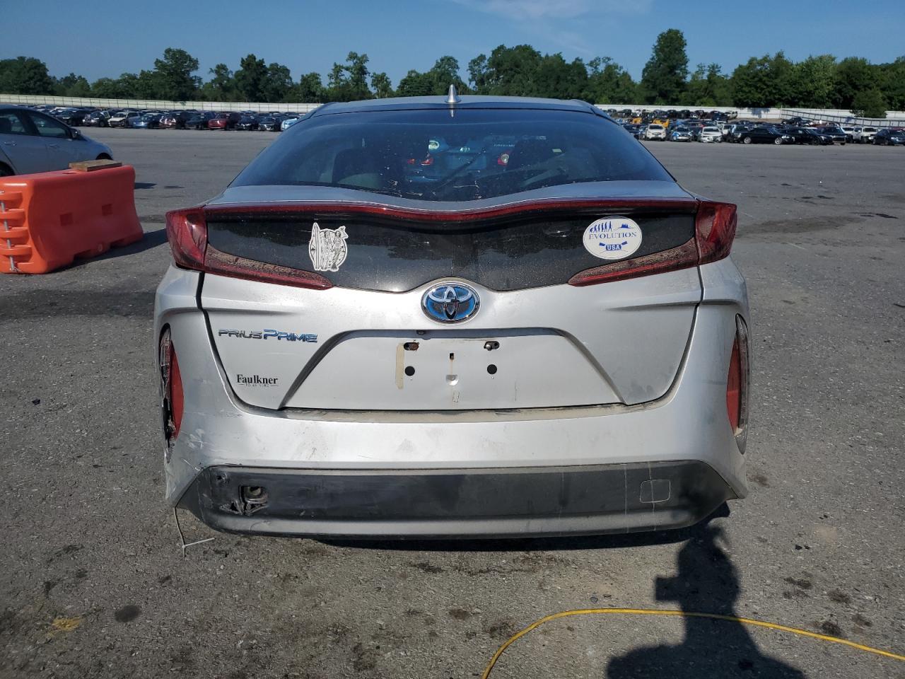 2017 Toyota Prius Prime VIN: JTDKARFP0H3063883 Lot: 62472935