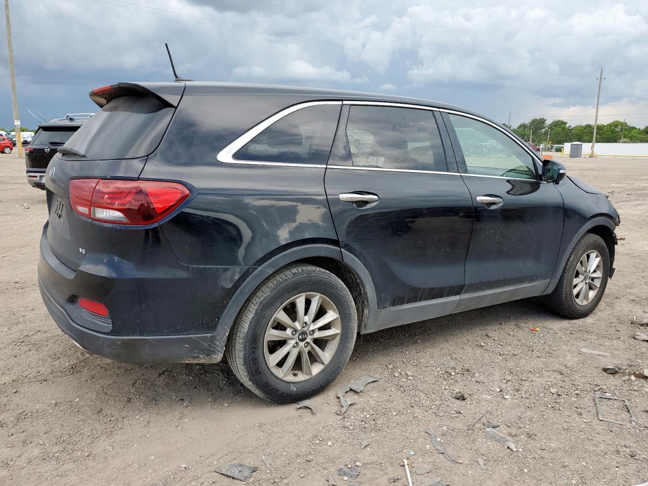 KIA SORENTO 2019 VIN 5XYPG4A58KG560079 zdjęcie 3