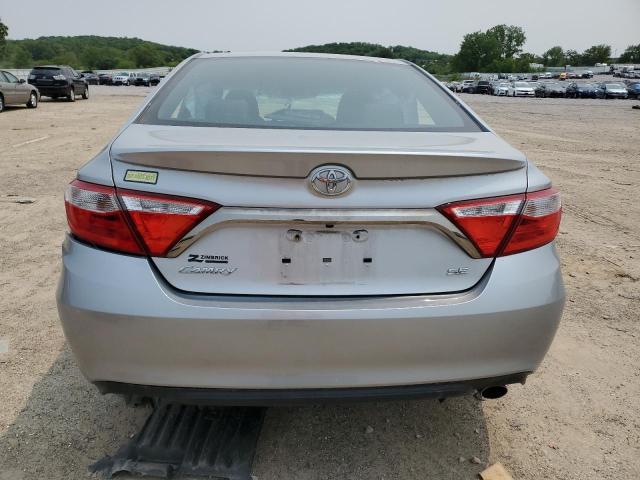 Седаны TOYOTA CAMRY 2015 Серебристый