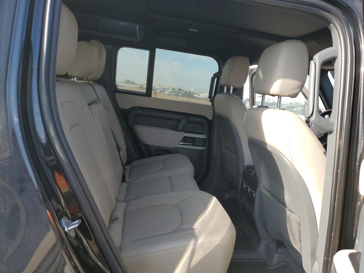 2023 Land Rover Defender 110 S VIN: SALEJ7EXXP2128870 Lot: 60318035