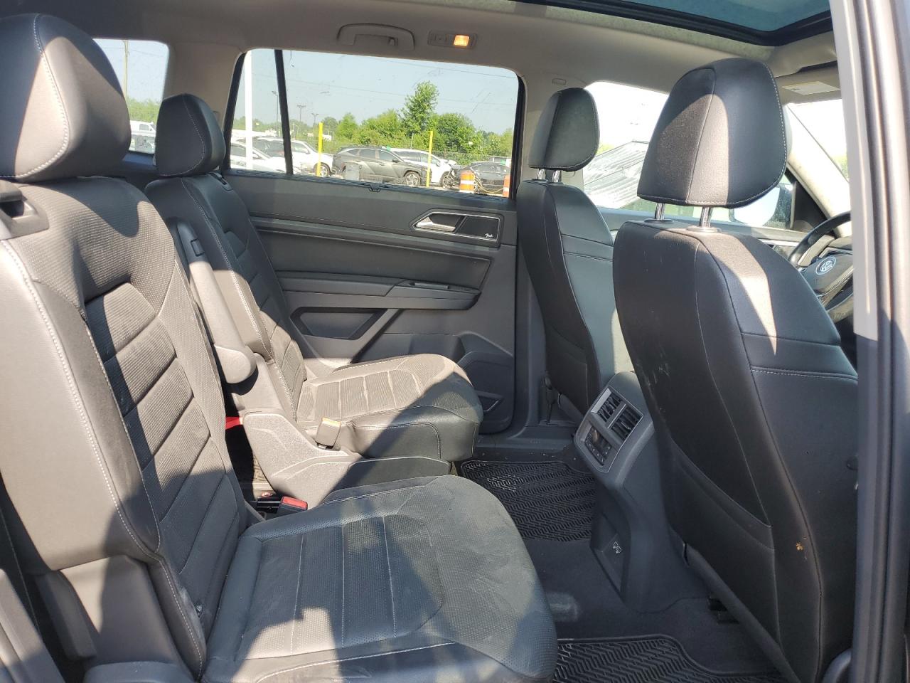 2019 Volkswagen Atlas Sel Premium VIN: 1V2NR2CA9KC563544 Lot: 61907995