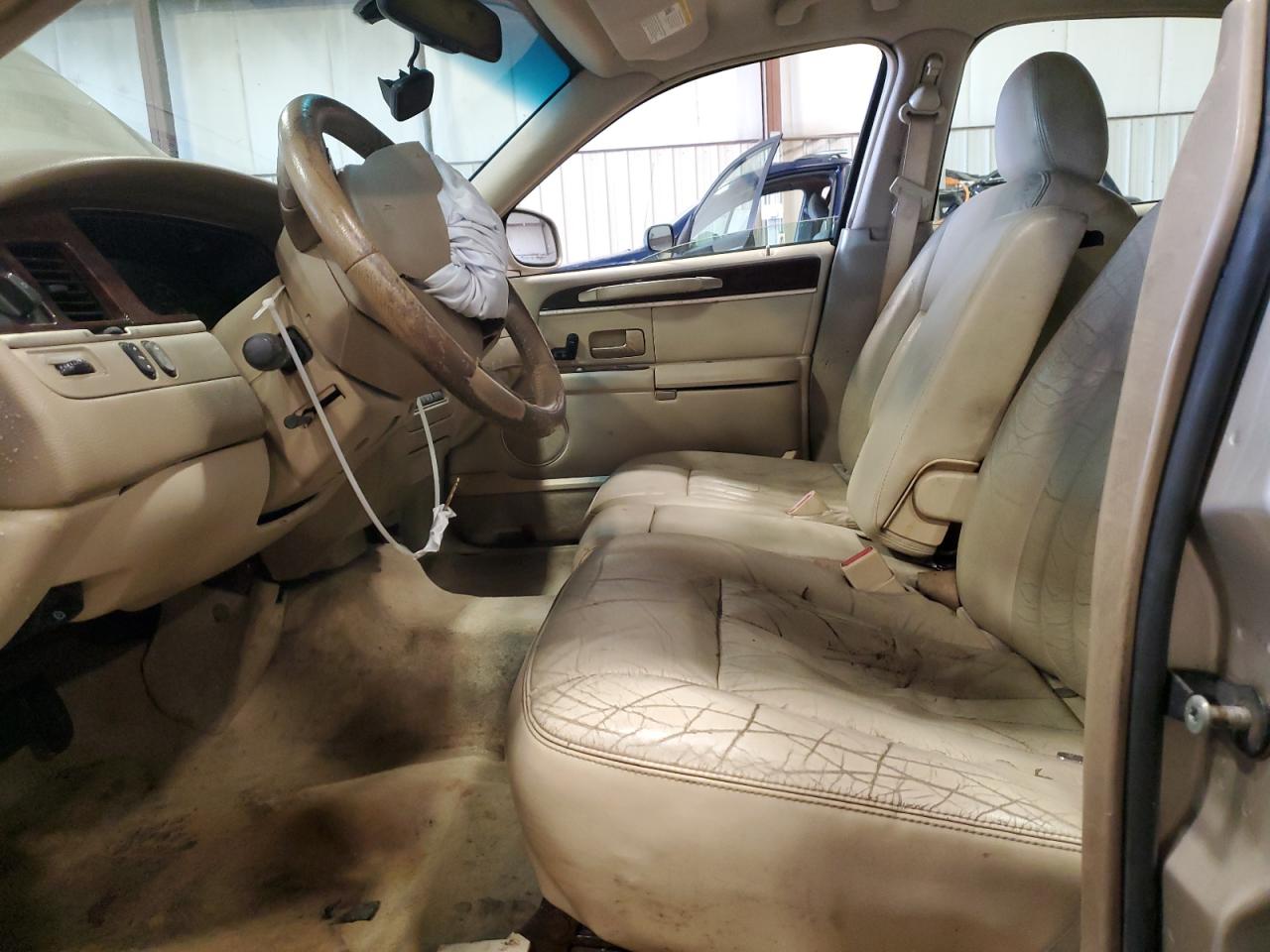 2006 Lincoln Town Car Signature VIN: 1LNHM81W96Y610834 Lot: 62739045