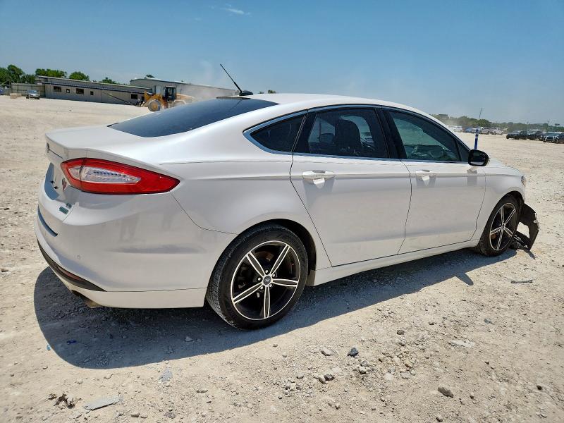Sedans FORD FUSION 2016 Biały