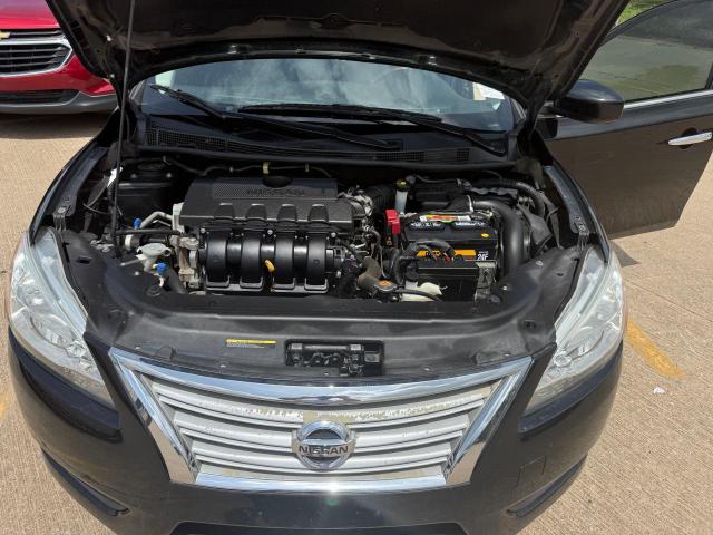 Sedans NISSAN SENTRA 2015 Czarny