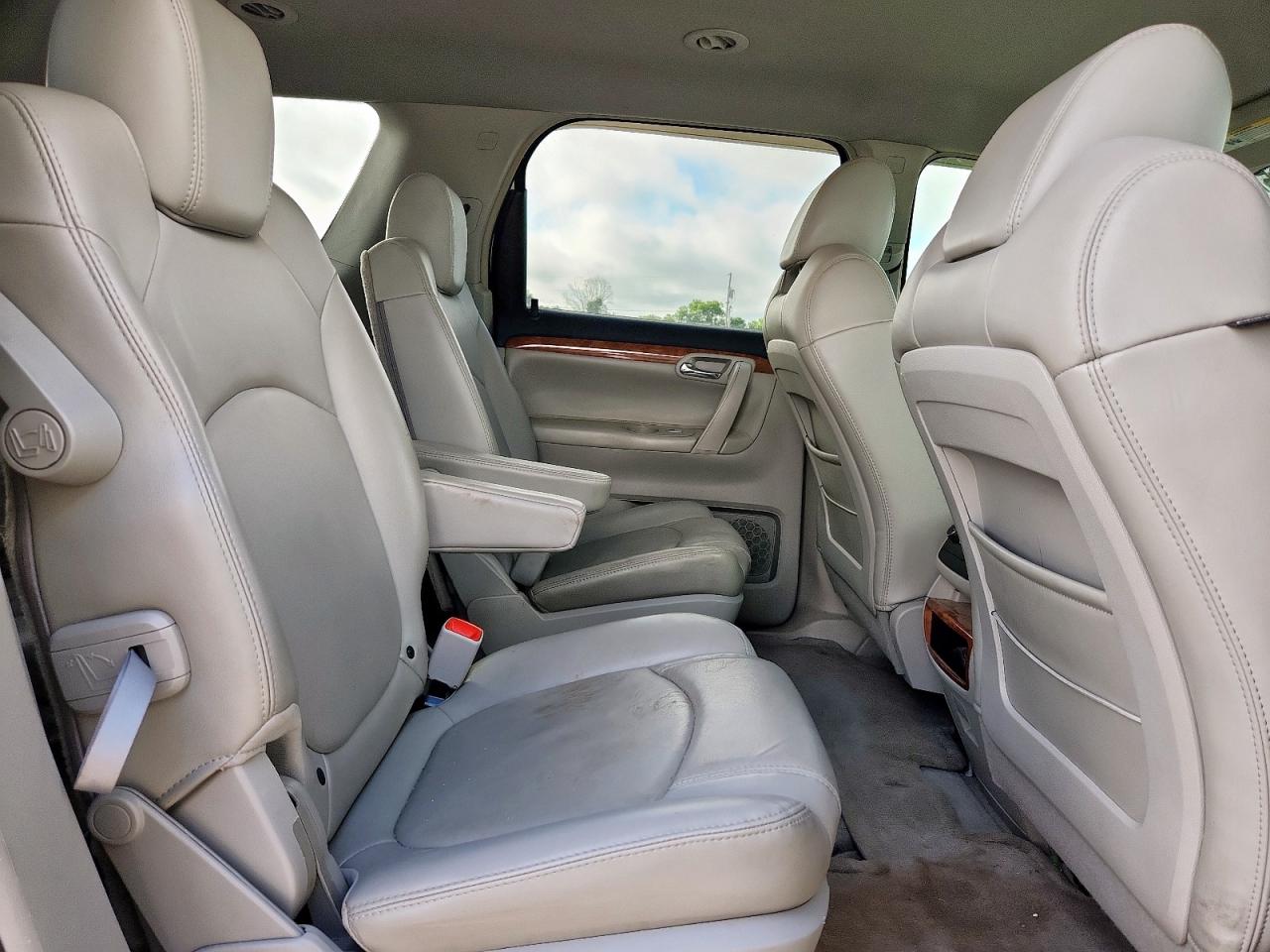 2008 Saturn Outlook Xr VIN: 5GZER23748J180605 Lot: 62939635