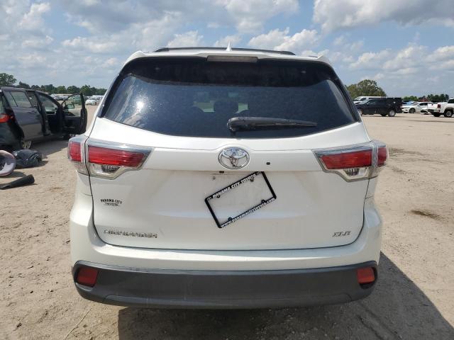  TOYOTA HIGHLANDER 2015 Белый