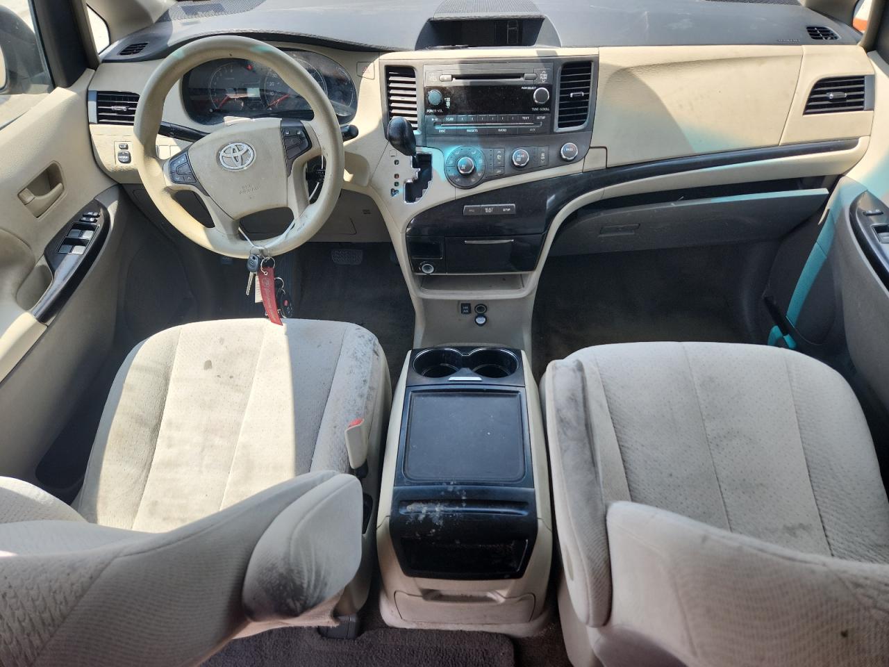 2012 Toyota Sienna Le VIN: 5TDKK3DC4CS243904 Lot: 62687655
