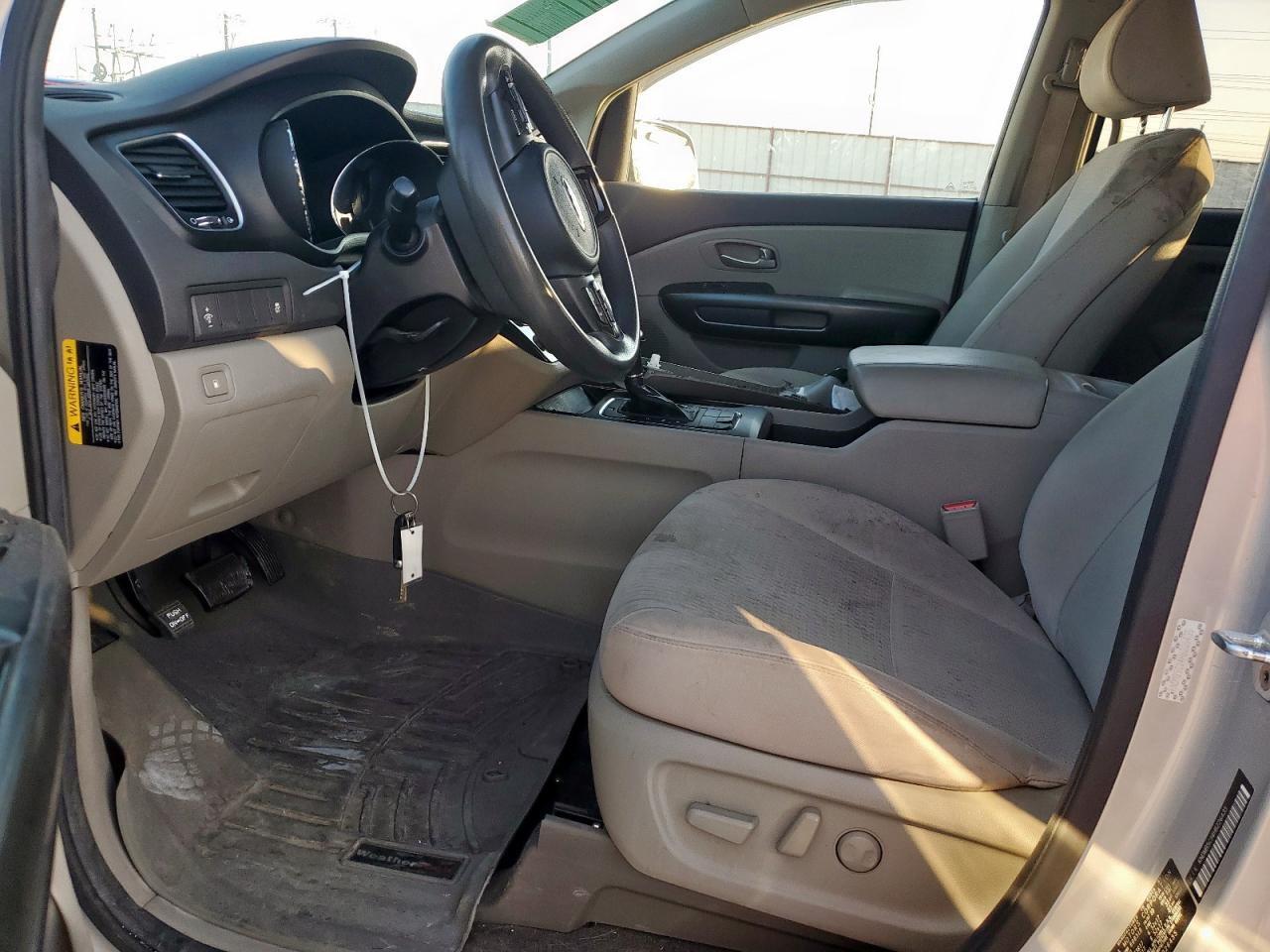 2017 Kia Sedona Lx VIN: KNDMB5C14H6226435 Lot: 61738255