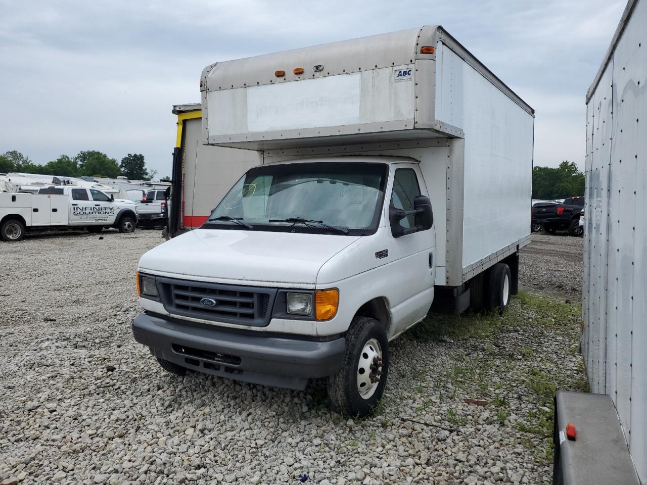 2004 Ford Econoline E450 Super Duty Cutaway Van for Sale in Cicero, IN - Mechanical