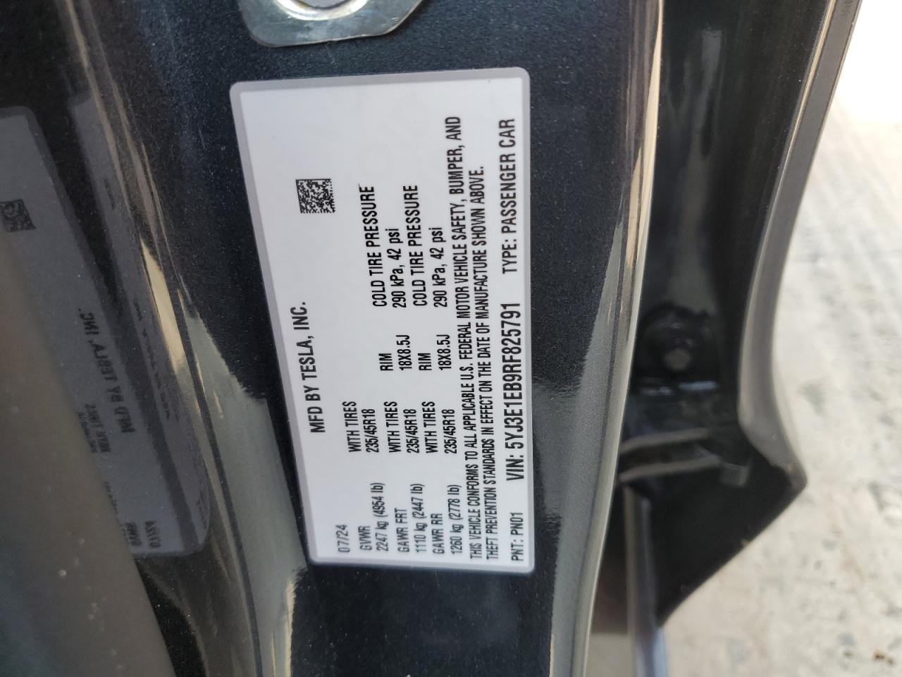 5yj3e1eb9rf825791 5YJ3E1EB9RF825791 2024 Tesla Model 3
