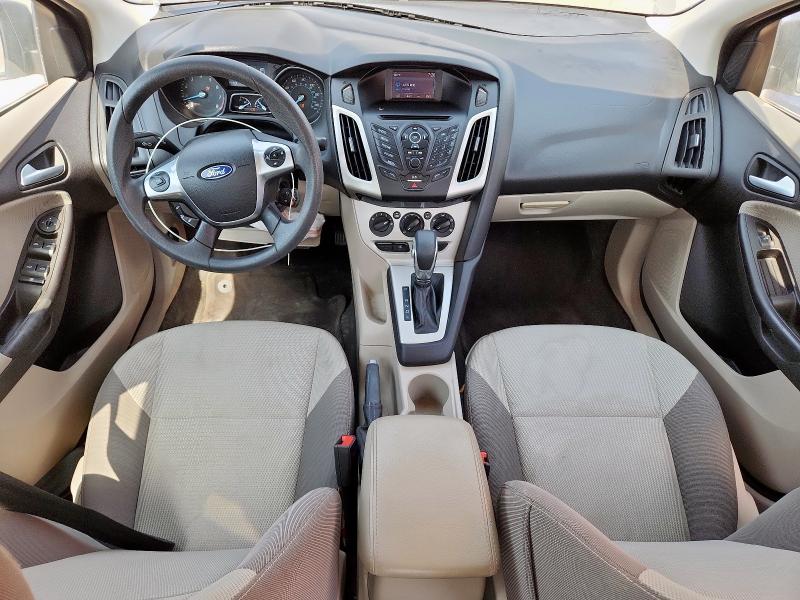 Sedans FORD FOCUS 2014 Szary