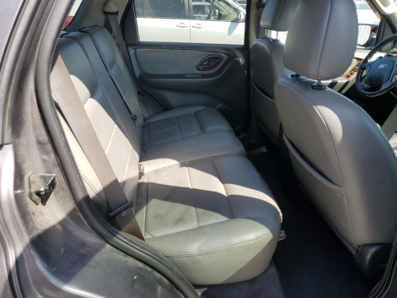 2005 Ford Escape Xlt VIN: 1FMYU03145KA90367 Lot: 60937015