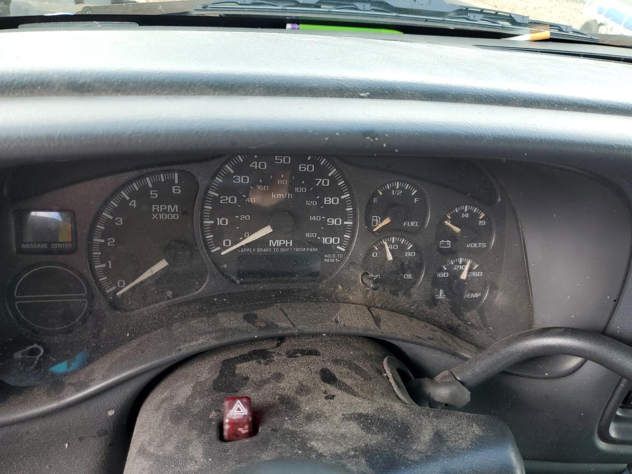 2002 GMC New Sierra C1500 VIN: 2GTEC19V821188713 Lot: 60026195