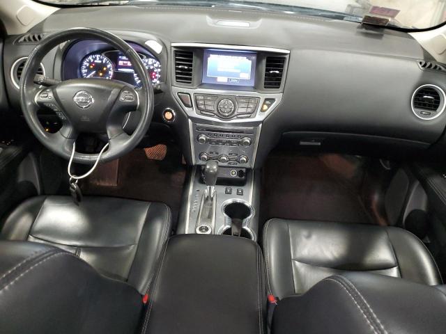  NISSAN PATHFINDER 2017 Чорний