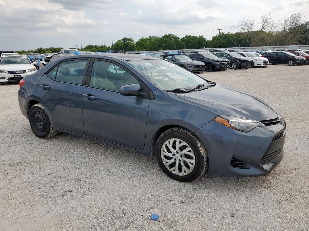 VIN: 2T1BURHE3HC849817 2017 TOYOTA COROLLA