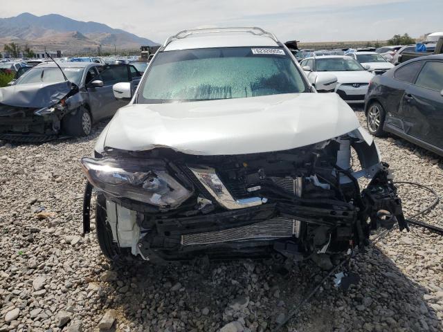  NISSAN ROGUE 2017 Білий