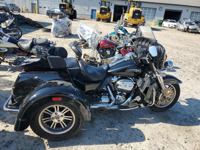 2017 Harley-Davidson Flhtcutg Tri Glide Ultra