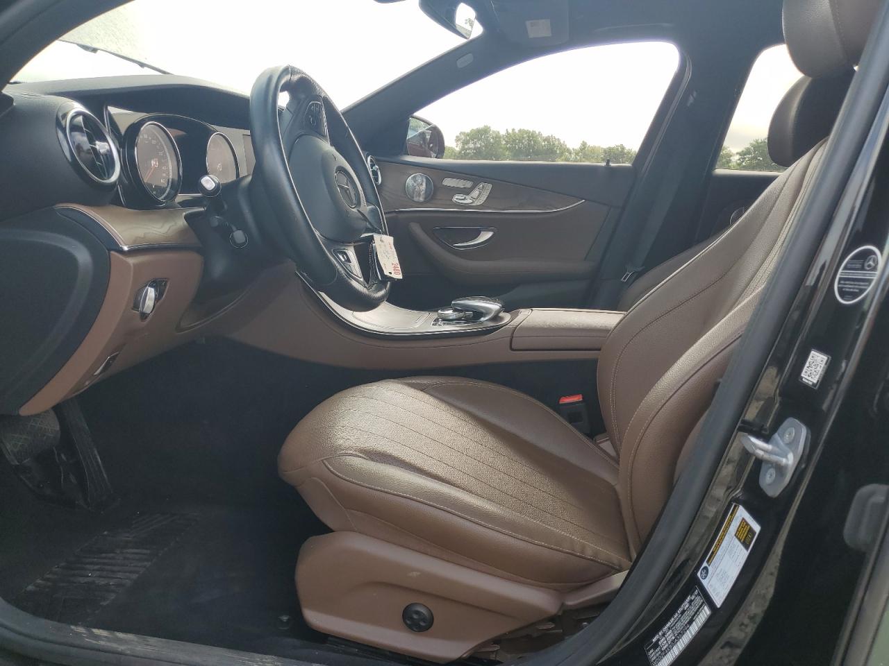 2018 Mercedes-Benz E 300 4Matic VIN: WDDZF4KB5JA367294 Lot: 61194285