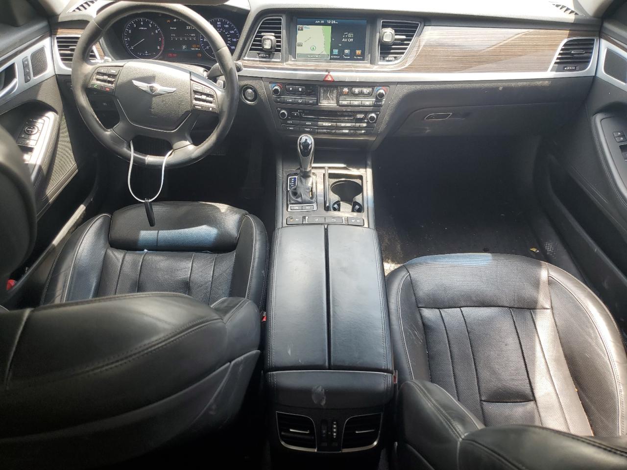 2015 Hyundai Genesis 3.8L VIN: KMHGN4JE6FU072562 Lot: 60419355