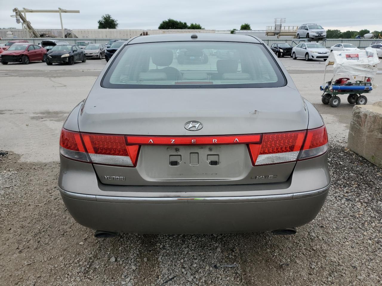 2008 Hyundai Azera Se VIN: KMHFC46F28A334309 Lot: 51693325