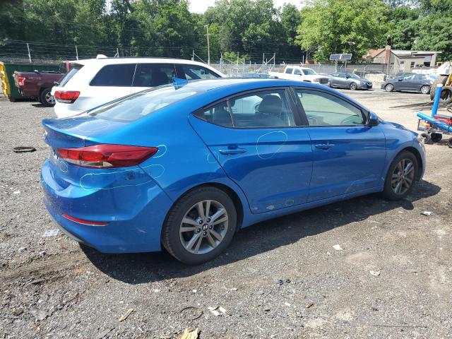  HYUNDAI ELANTRA 2018 Синий