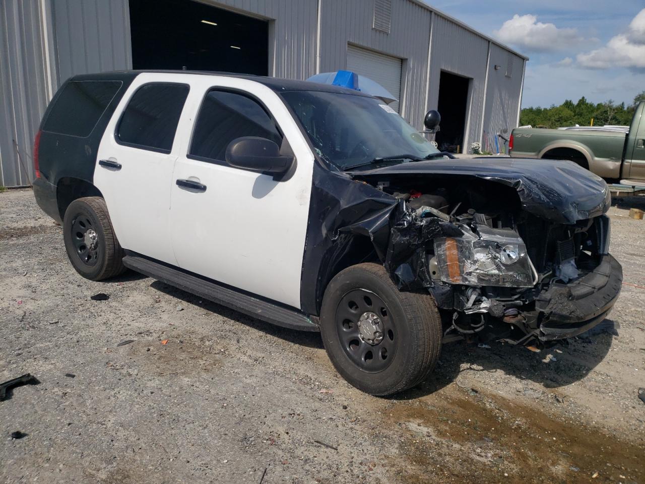 CHEVROLET TAHOE 2011 VIN 1GNLC2E0XBR344000 фото 4