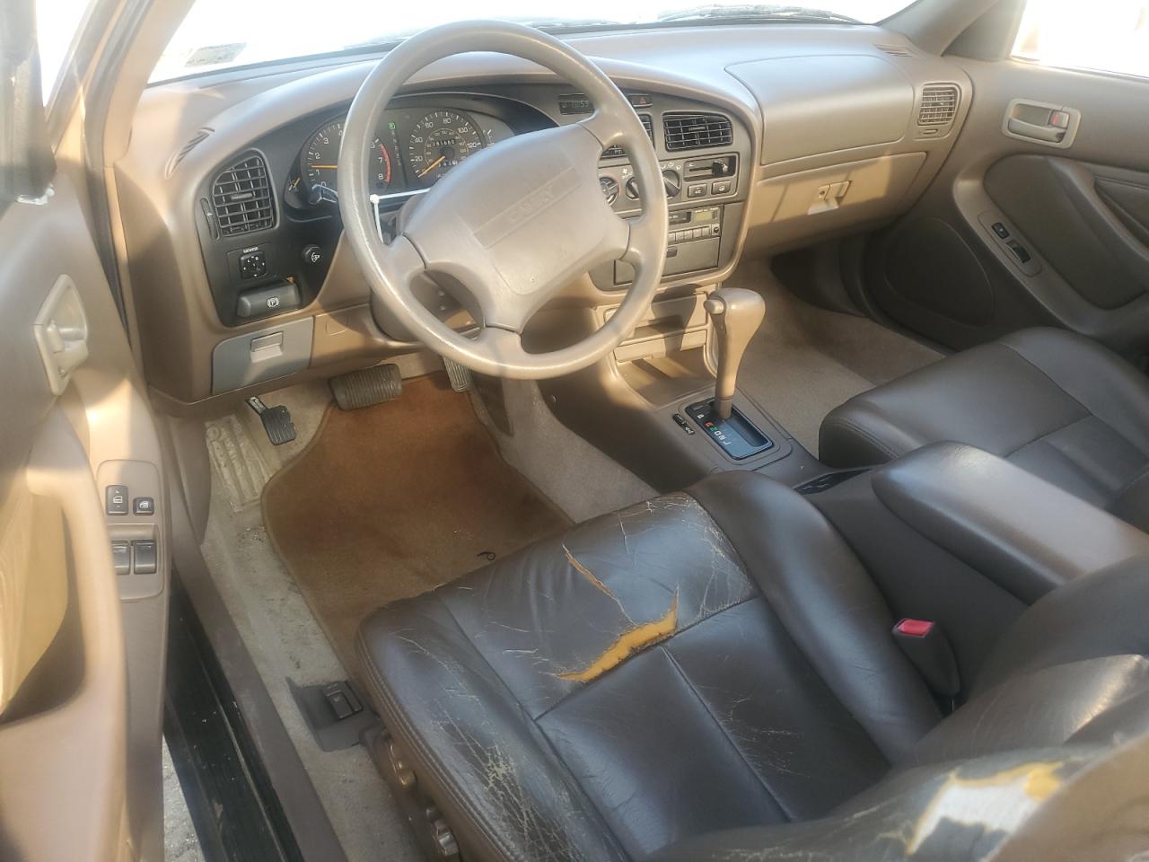 1995 Toyota Camry Le VIN: 4T1GK12CXSU067735 Lot: 58879205