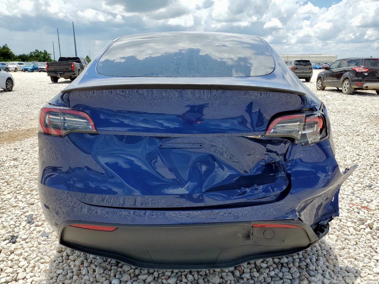 2021 Tesla Model Y VIN: 5YJYGDEF9MF151400 Lot: 62165965