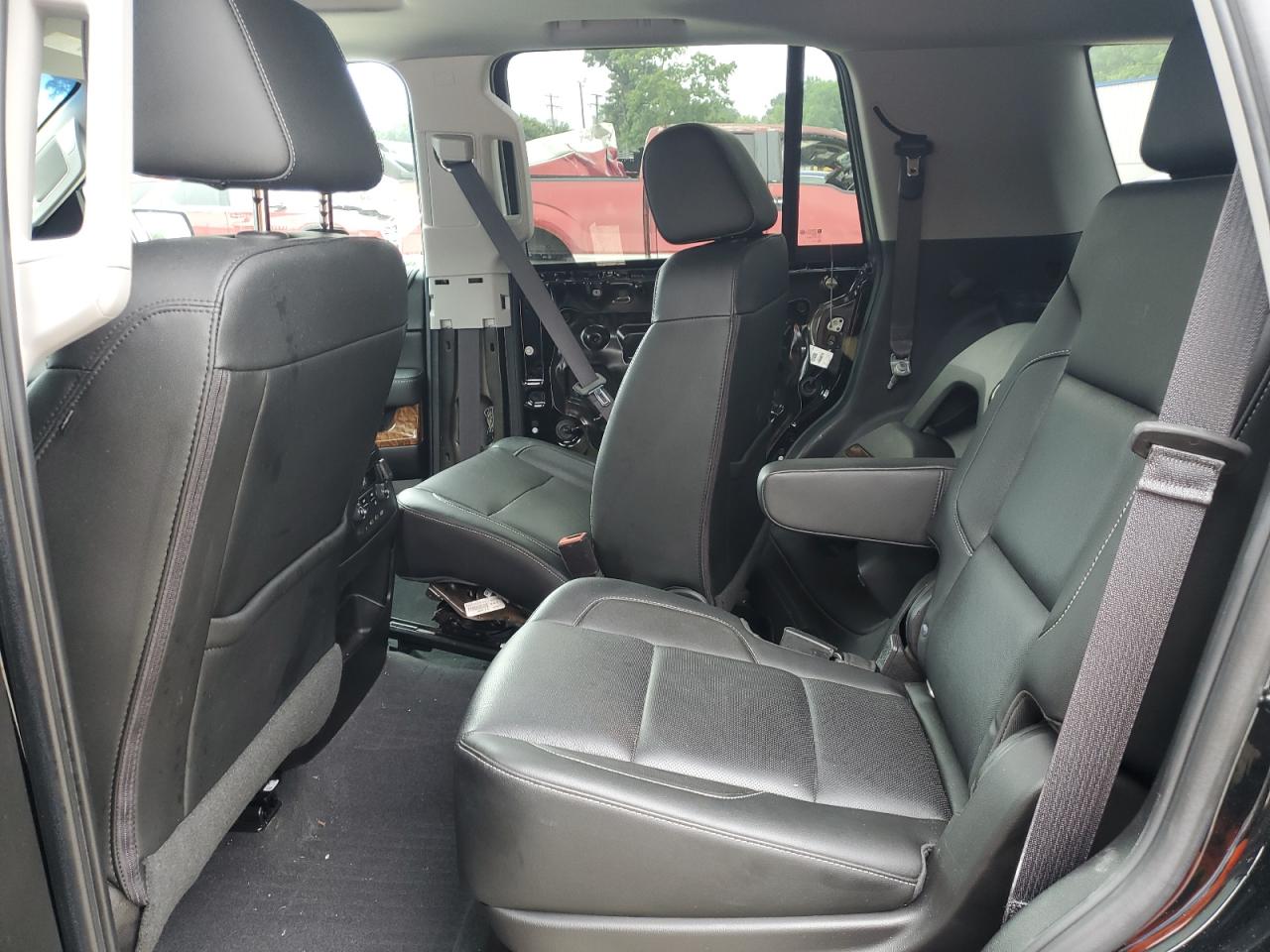 2019 Chevrolet Tahoe K1500 Premier VIN: 1GNSKCKC4KR304286 Lot: 62873985