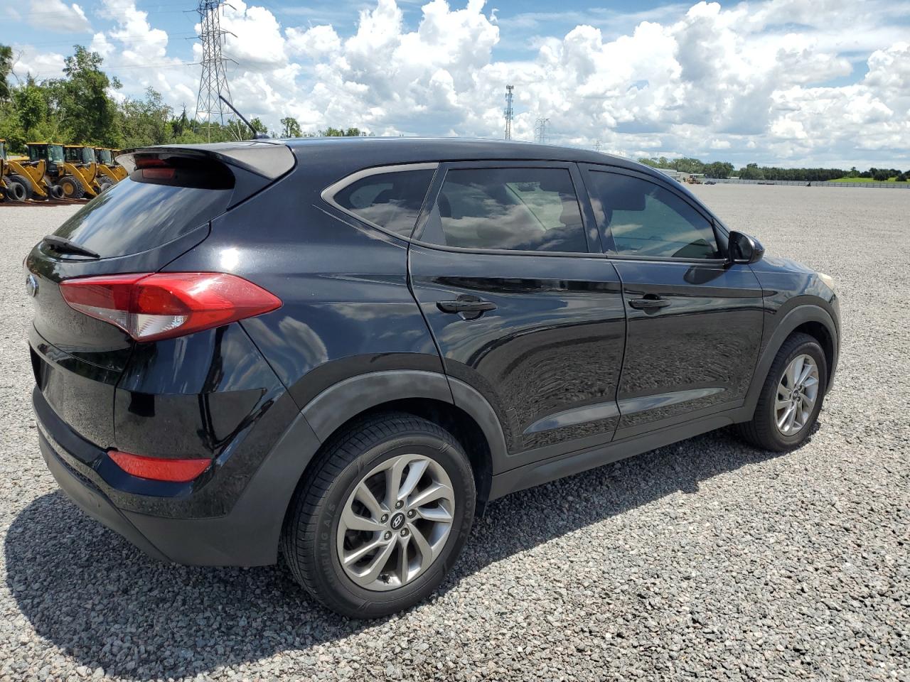 HYUNDAI TUCSON 2018 VIN KM8J23A45JU765583 фото 3