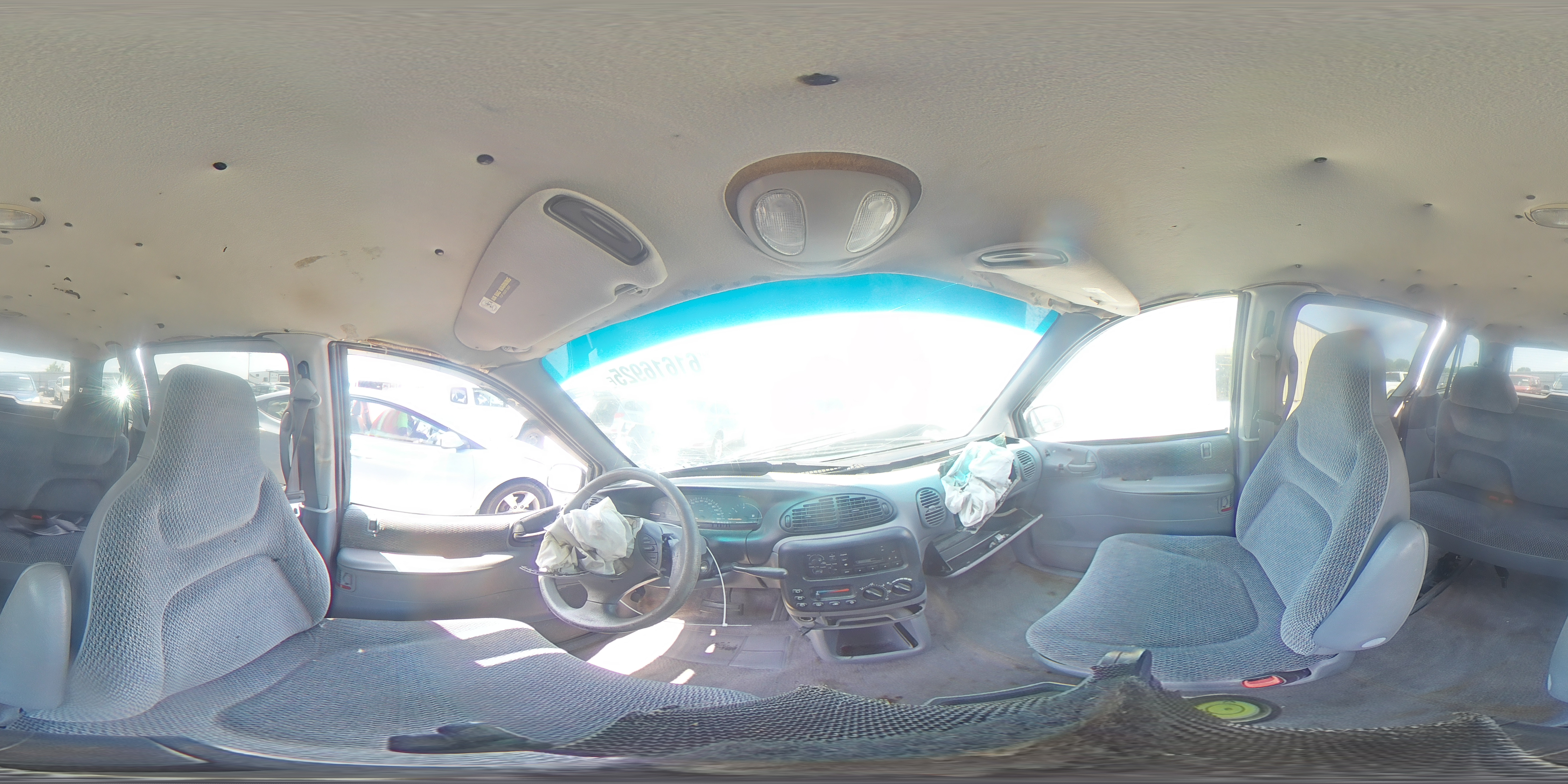 1996 Dodge Caravan Se VIN: 2B4GP4531TR607424 Lot: 61616925