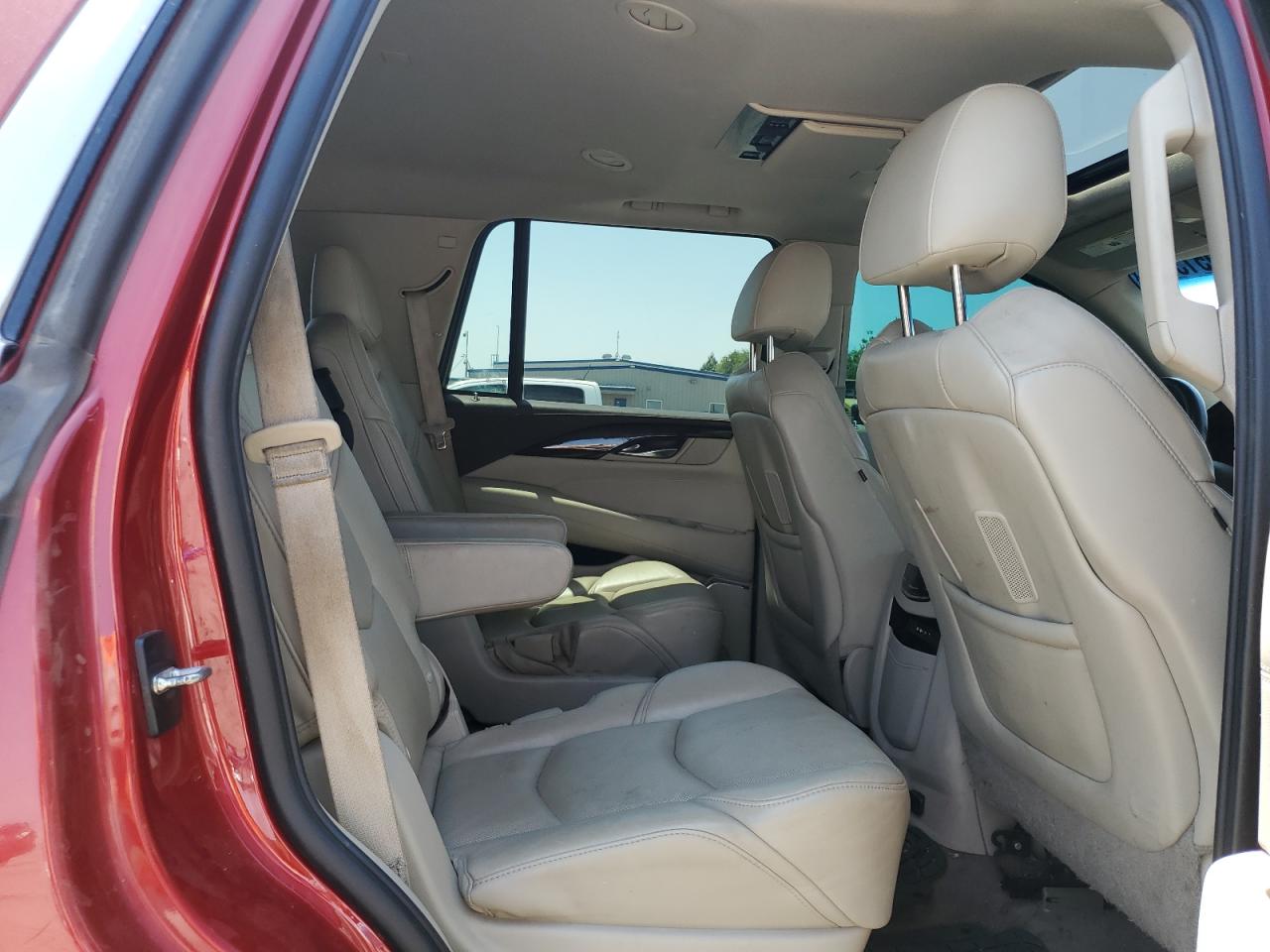 2015 Cadillac Escalade Luxury VIN: 1GYS4MKJ3FR642740 Lot: 59513955