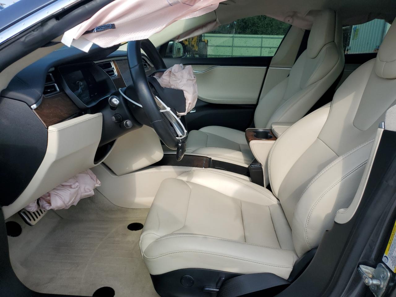 2018 Tesla Model S VIN: 5YJSA1E21JF244233 Lot: 61669925