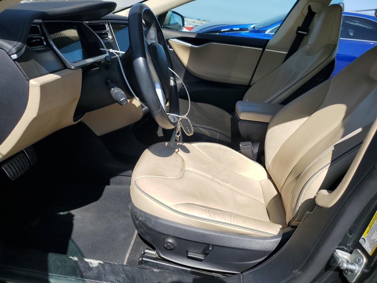 2013 Tesla Model S VIN: 5YJSA1CP2DFP05684 Lot: 62529035