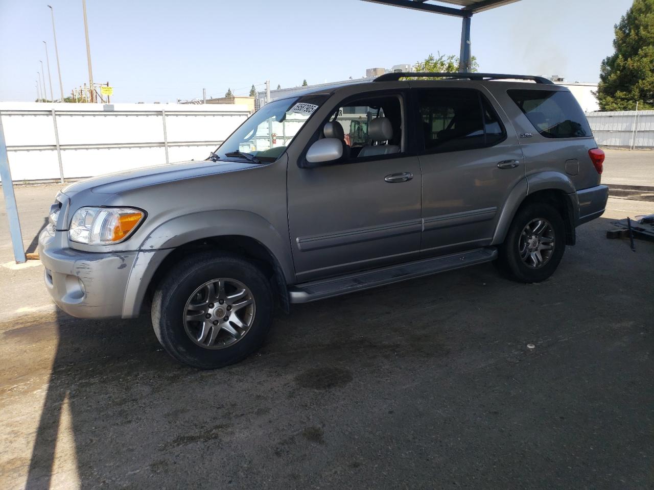 2006 Toyota Sequoia Sr5 продається в Sacramento, CA - Side