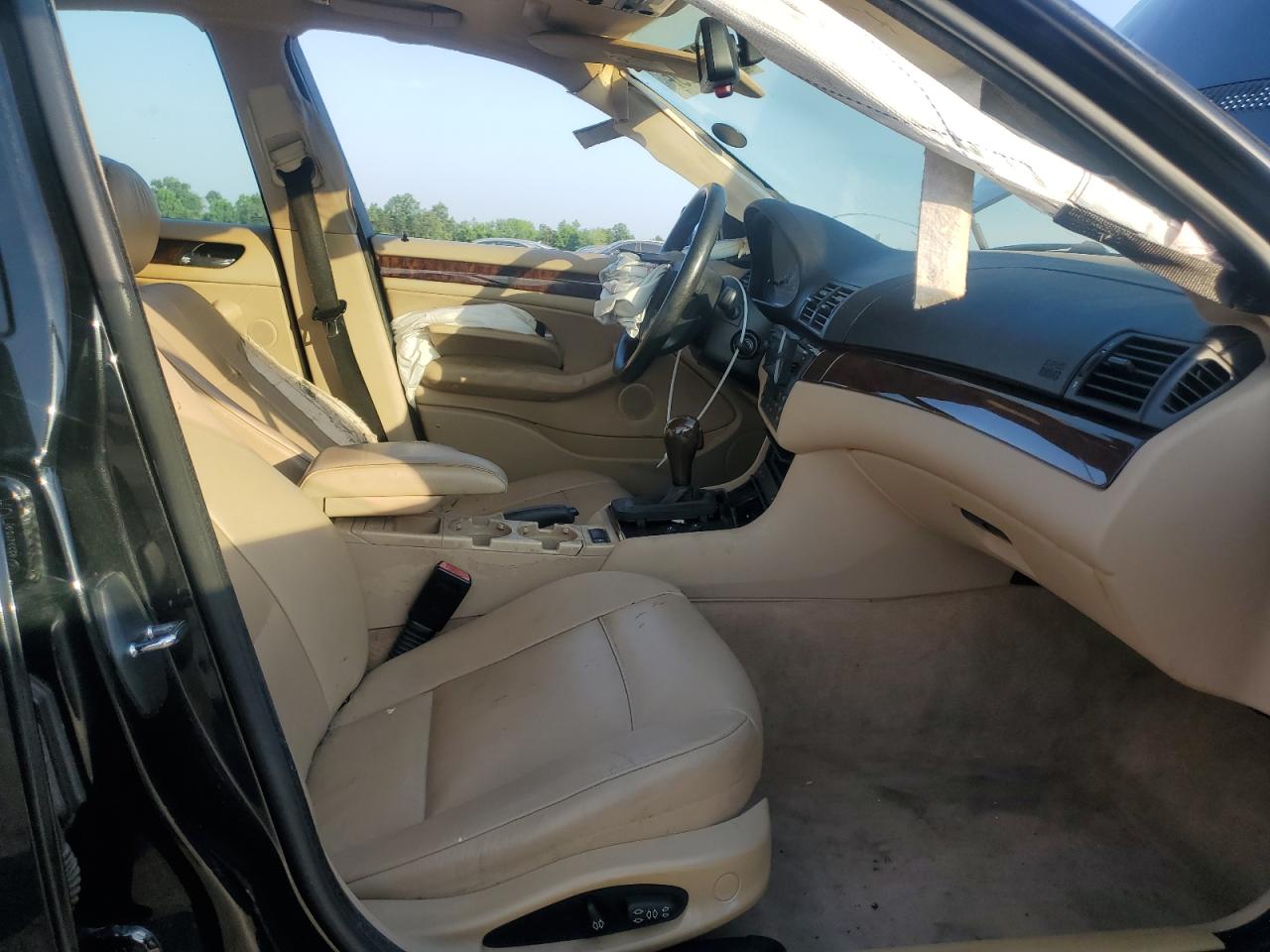 2004 BMW 325 I VIN: WBAET37424NJ84029 Lot: 62336125