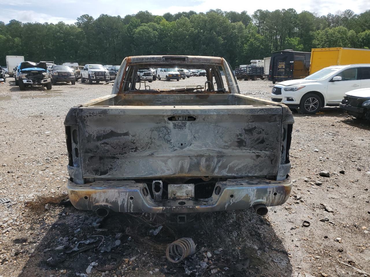 2017 Ram 1500 Slt VIN: 3C6RR7LT1HG735581 Lot: 60128055