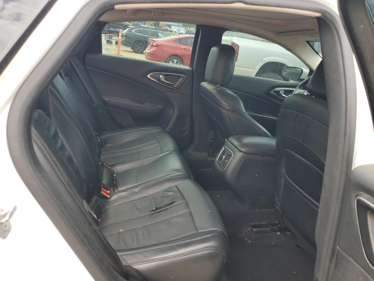 2016 Chrysler 200 C VIN: 1C3CCCCB4GN147412 Lot: 62773725