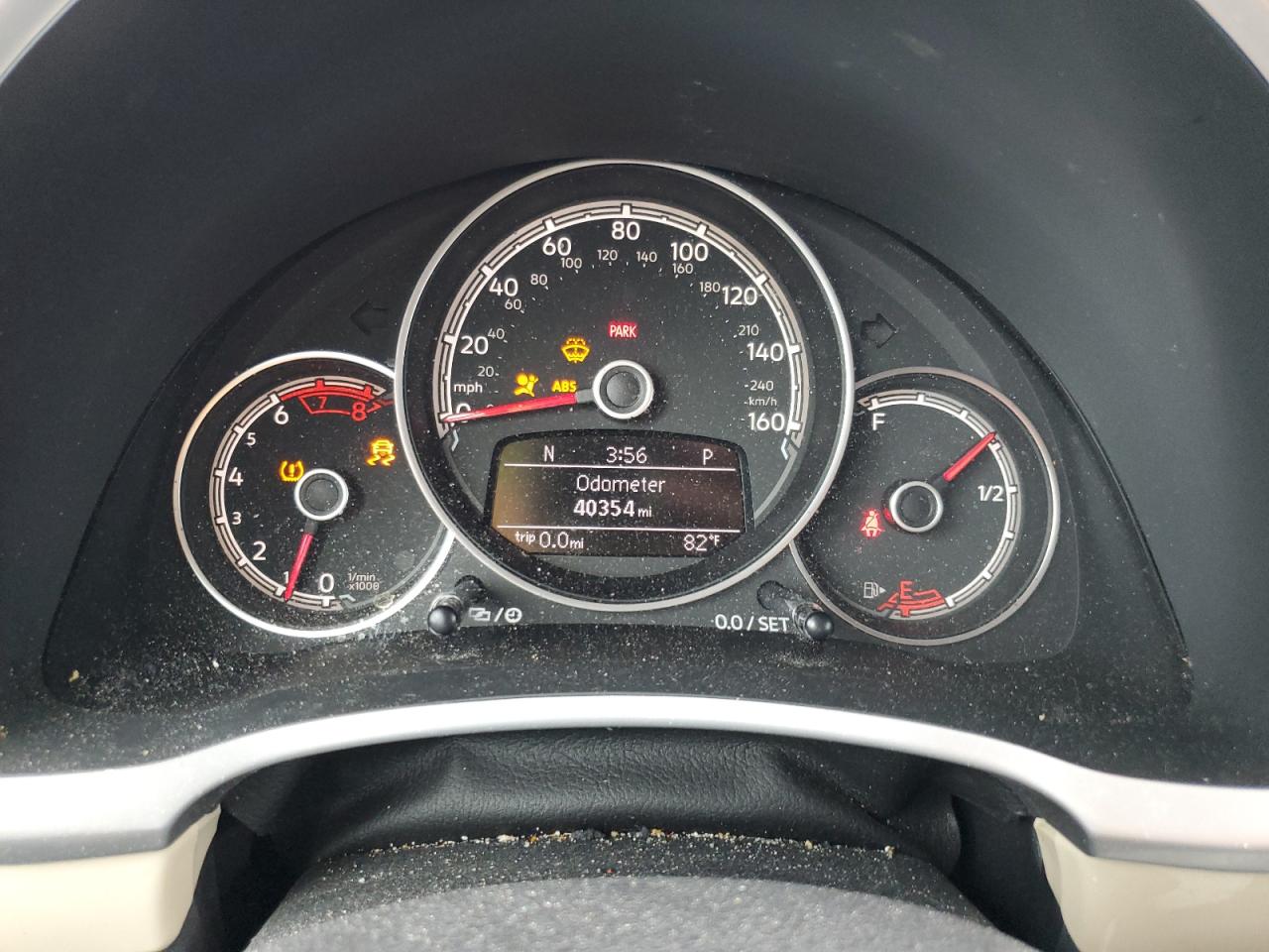 2019 Volkswagen Beetle S VIN: 3VW5DAAT6KM500296 Lot: 61879845