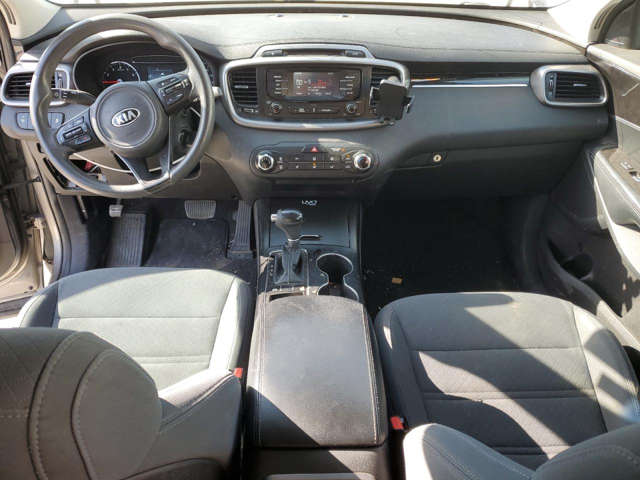 KIA SORENTO 2016 VIN 5XYPG4A39GG010699 фото 8