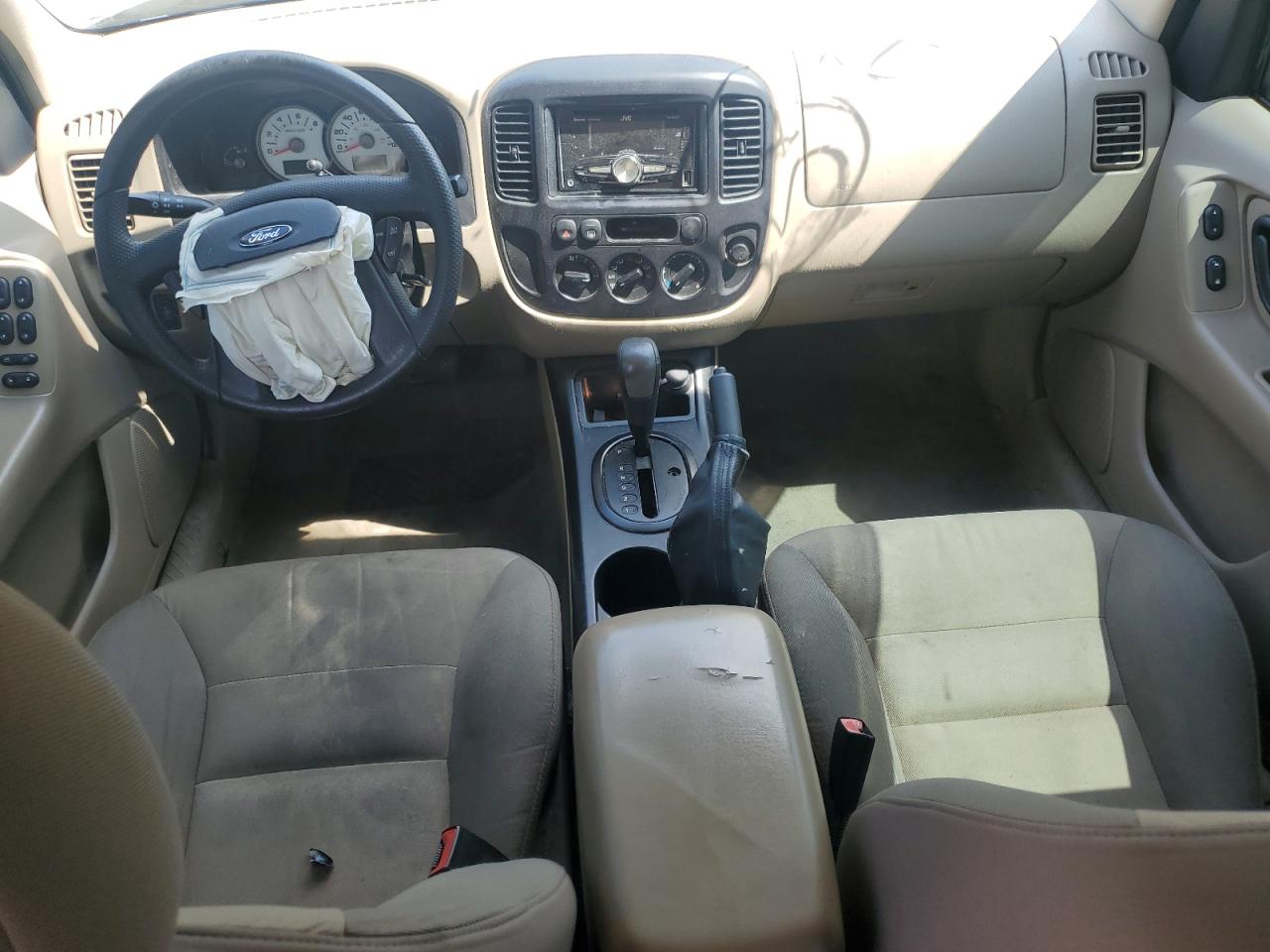 2005 Ford Escape Xls VIN: 1FMYU02Z35KA02044 Lot: 61158995