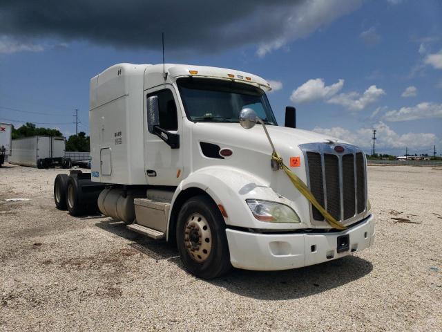 2014 Peterbilt 579 Semi Truck
