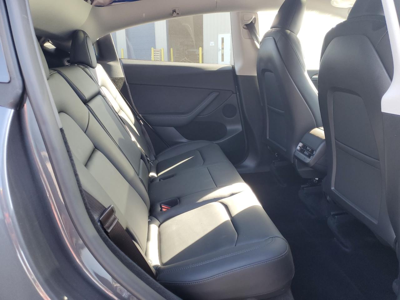 2023 Tesla Model Y VIN: 7SAYGDEE9PF928964 Lot: 61778455