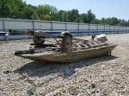 2016 Tracker Boat na sprzedaż w Memphis, TN - Top/Roof