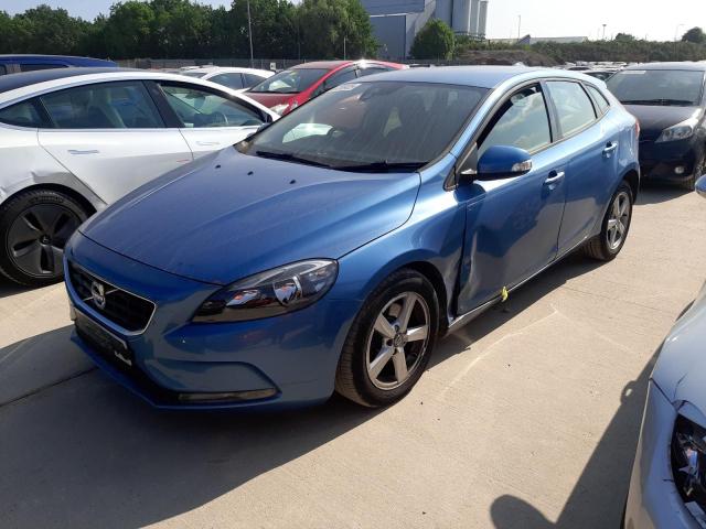 2015 VOLVO V40 ES T2