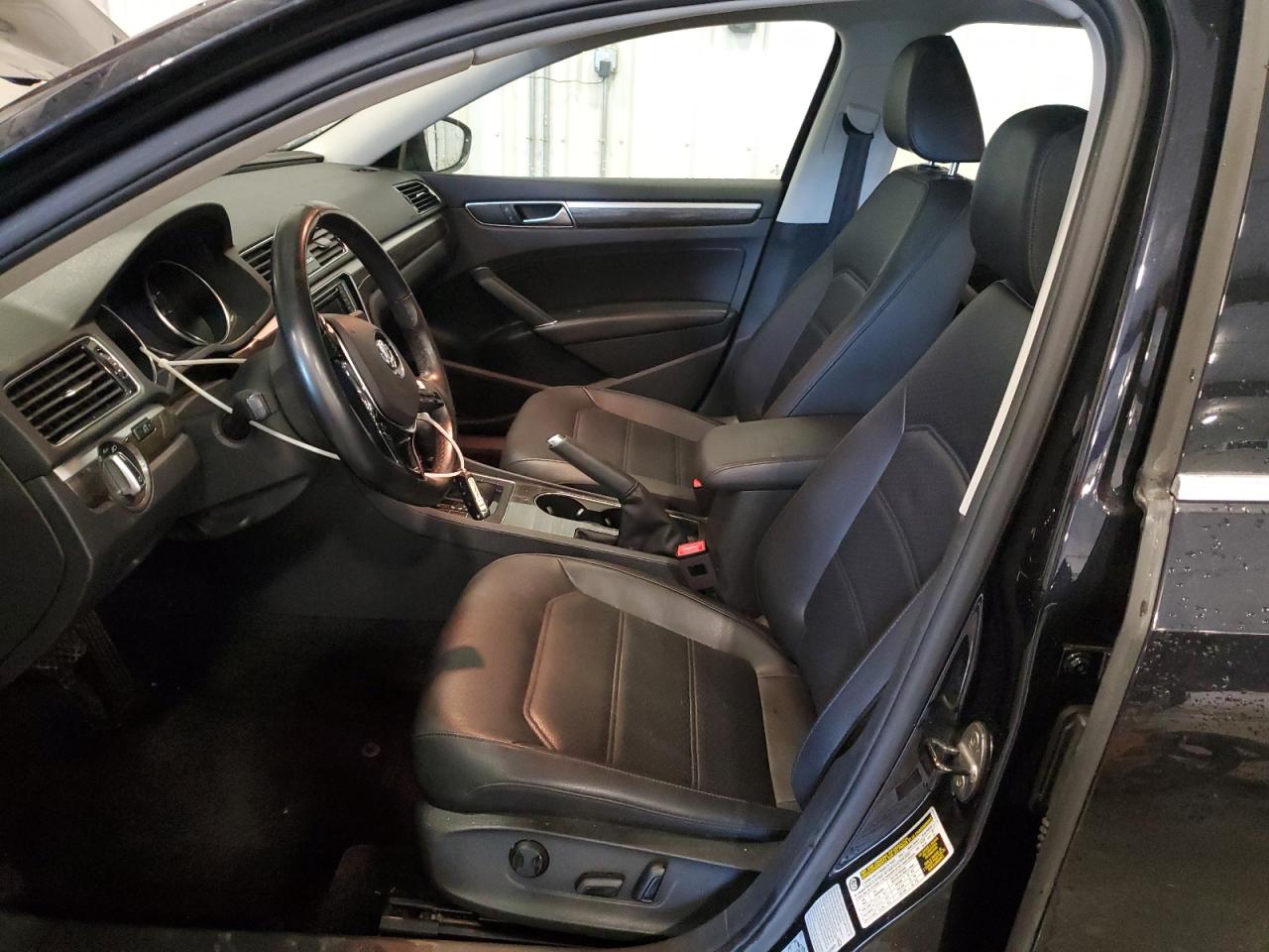 2018 Volkswagen Passat Se VIN: 1VWBA7A36JC008348 Lot: 62643775