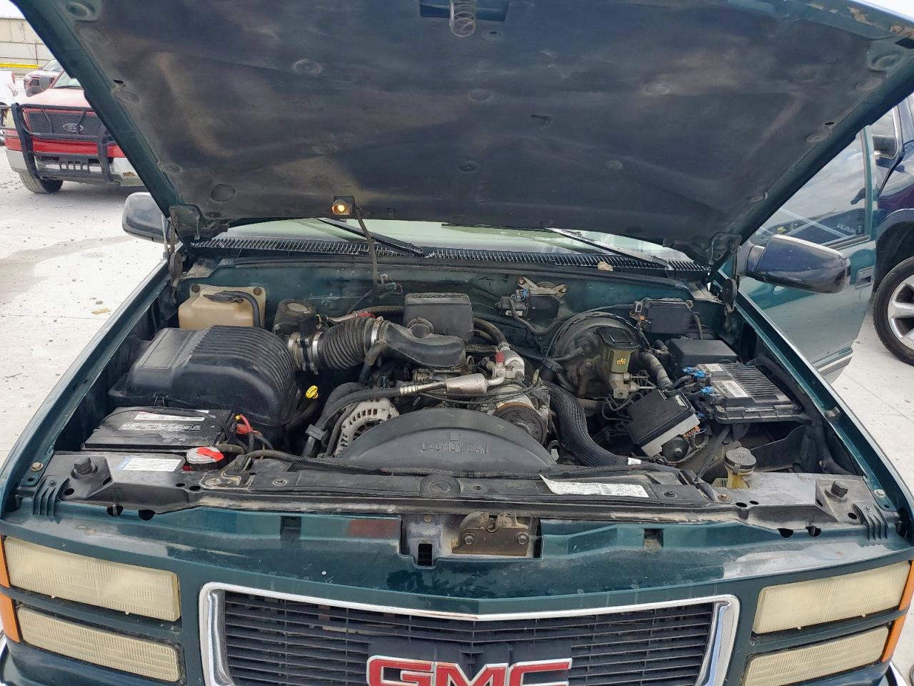 1997 GMC Sierra C1500 VIN: 2GTEC19R9V1544545 Lot: 61717075