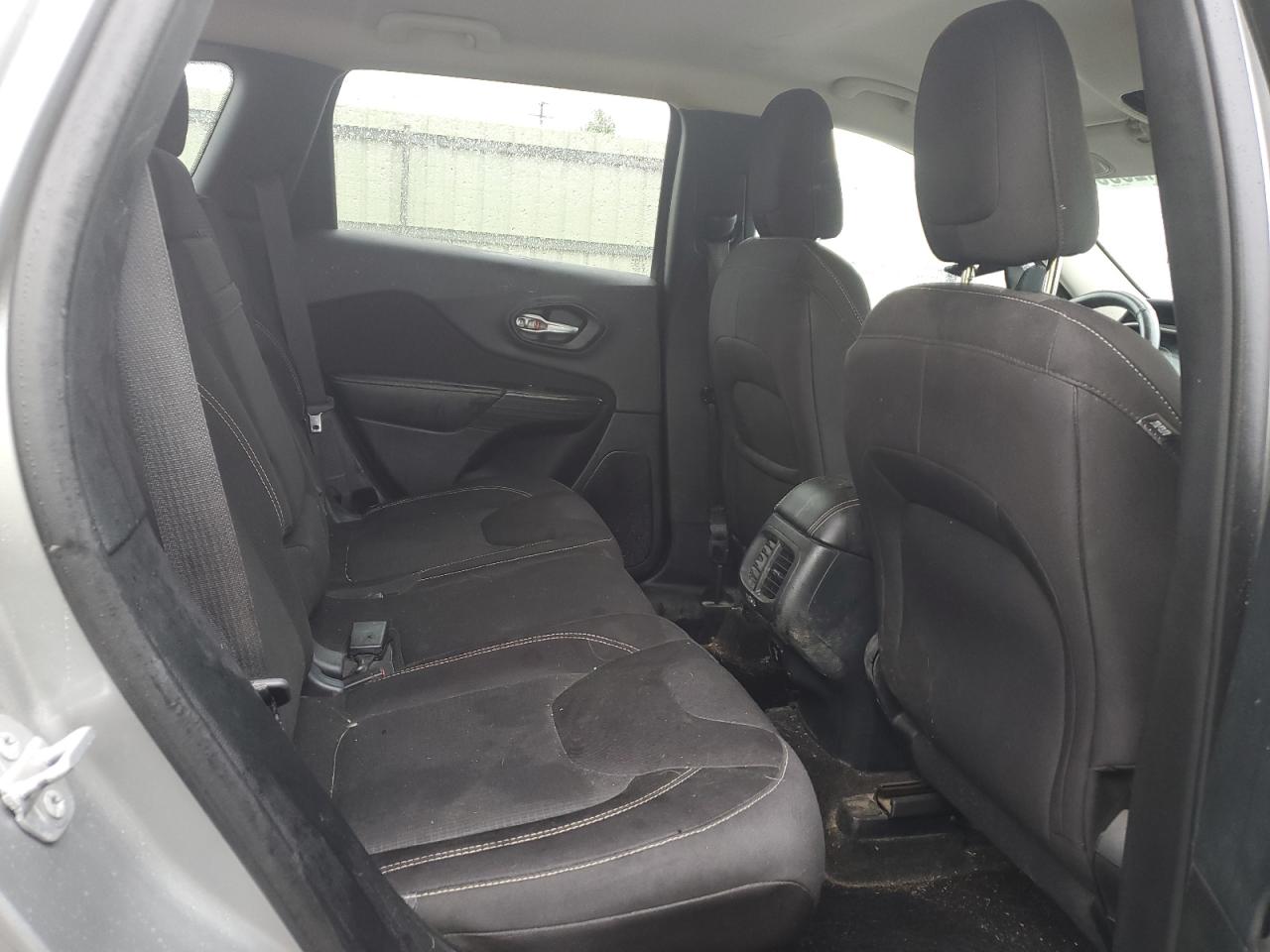 JEEP GRAND CHER 2015 VIN 1C4PJMCS4FW687232 zdjęcie 11