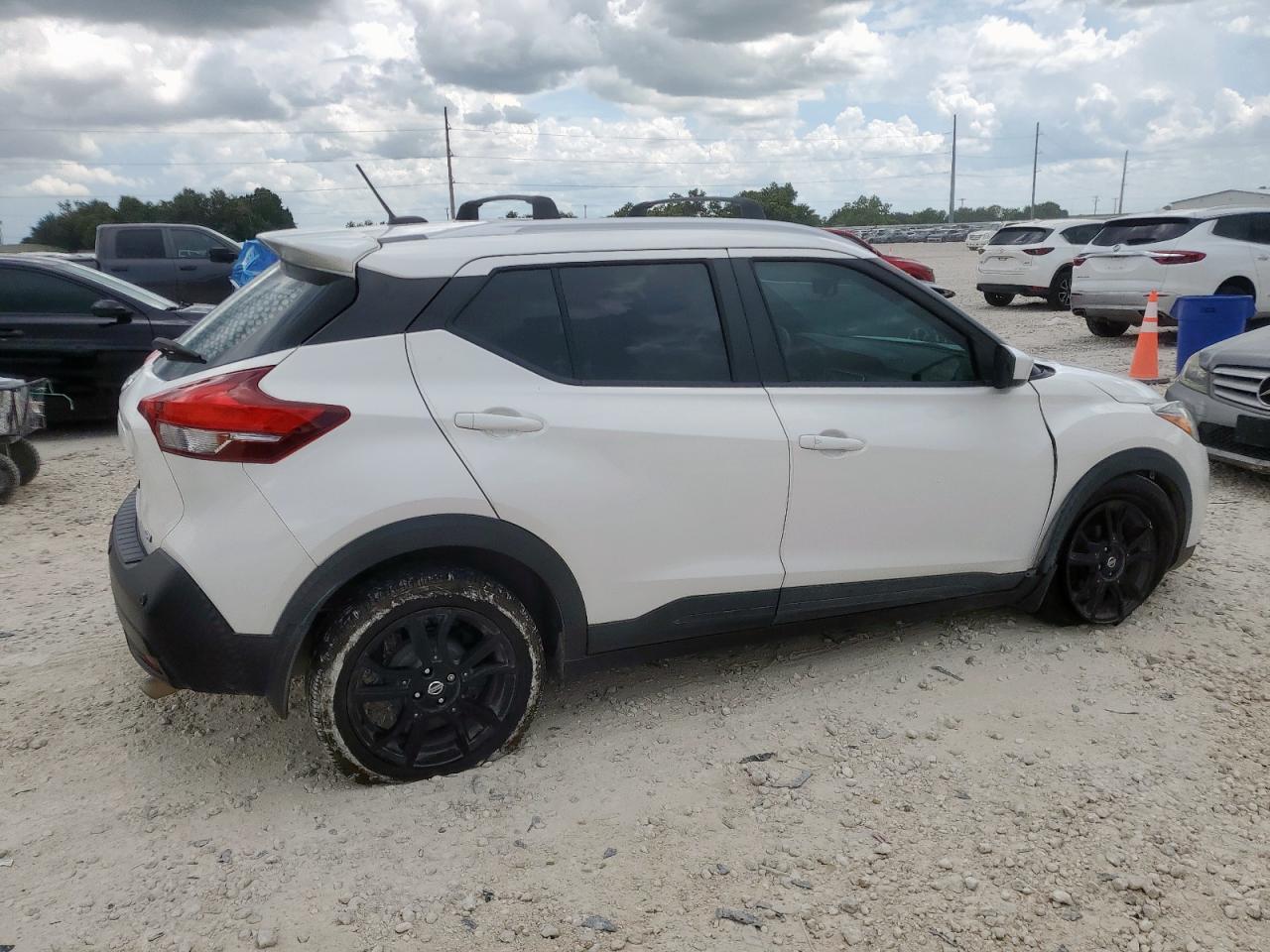 NISSAN KICKS 2020 VIN 3N1CP5CV6LL505550 zdjęcie 3