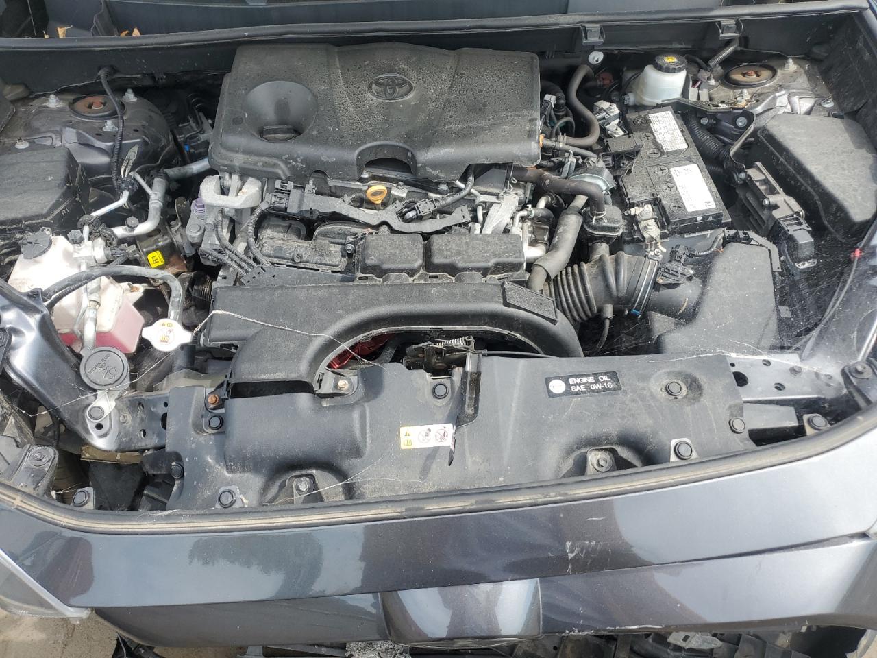 2020 Toyota Rav4 Xle VIN: 2T3P1RFV2LC121388 Lot: 61336565